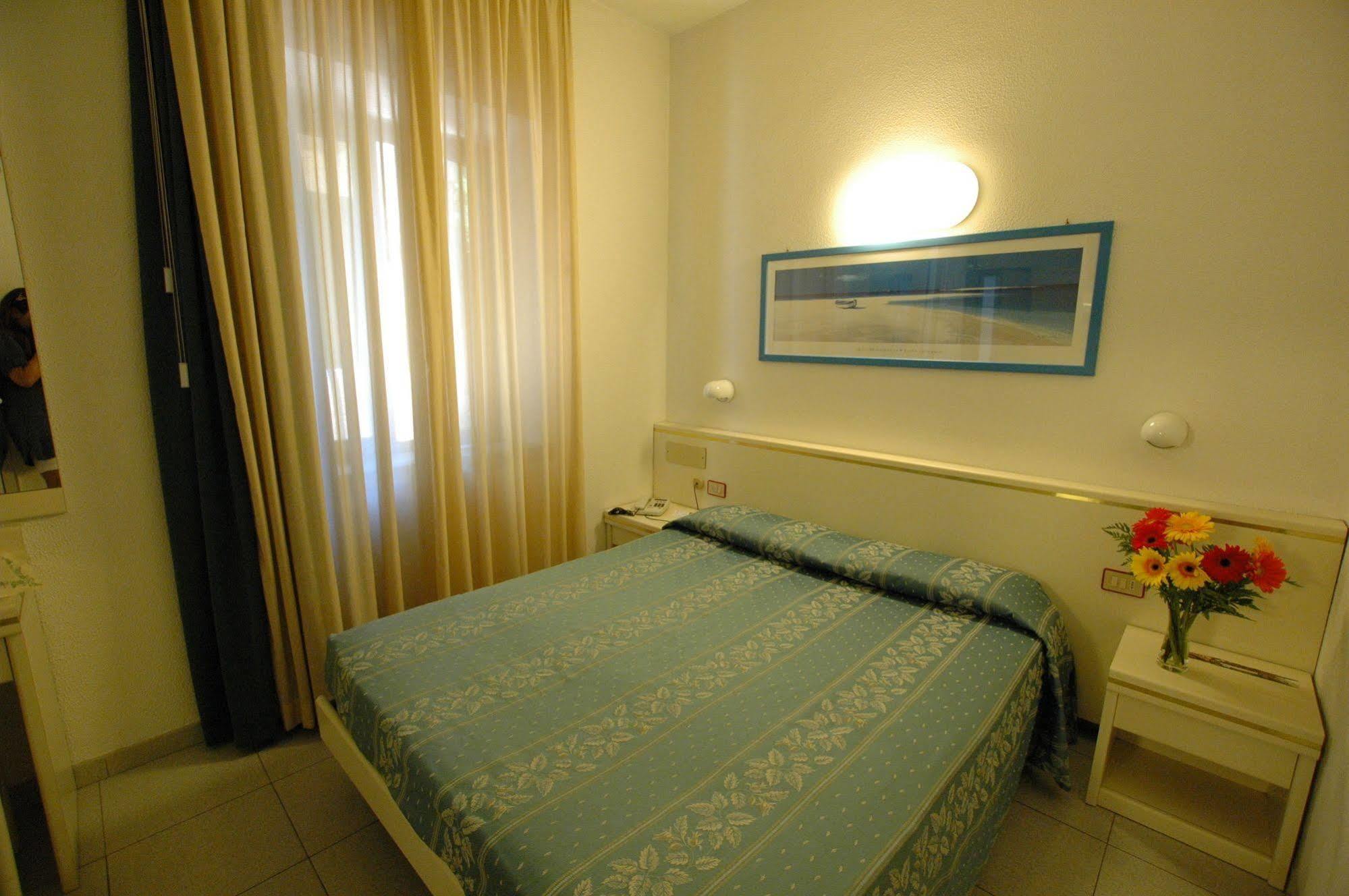 Hotel Crystal Portoferraio Ngoại thất bức ảnh